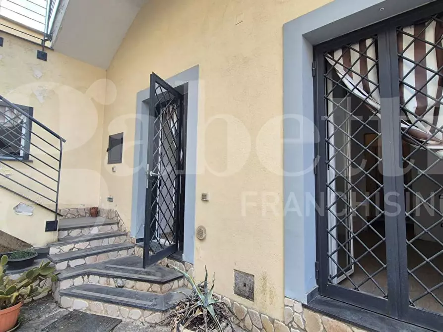 Immagine 7 di Casa indipendente in vendita  in Via Mazzini, 3 a Boscotrecase