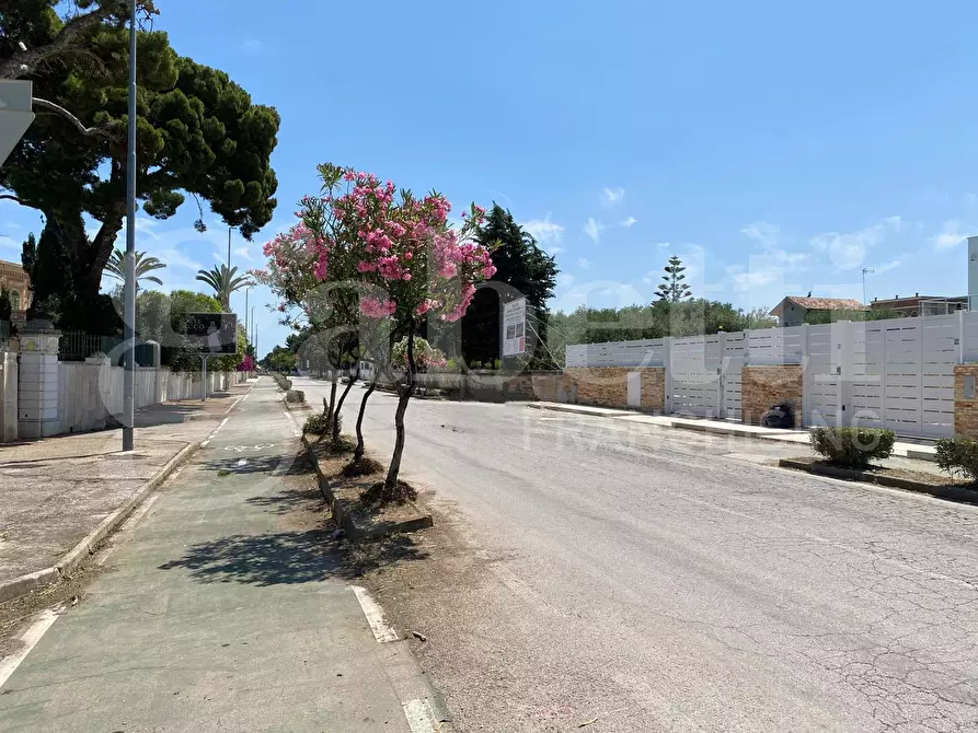 Immagine 12 di Terreno residenziale in vendita  in Via Capirro I a Trani