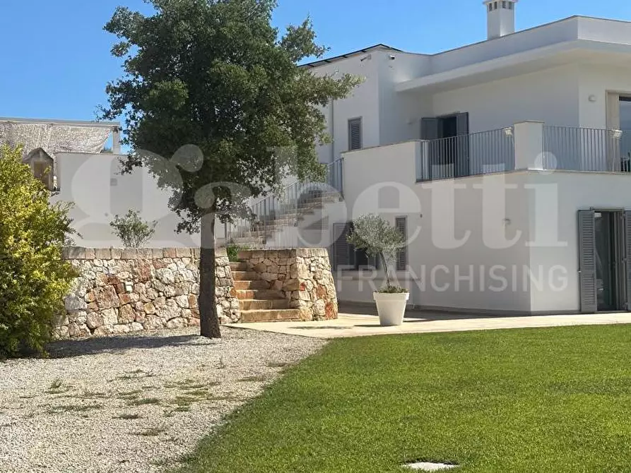 Immagine 2 di Villa in vendita  in Contrada SAN BENEDETTO, sn a Ostuni