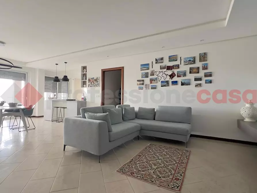 Immagine 3 di Attico in vendita  in Via Zona S.Anna a Monopoli