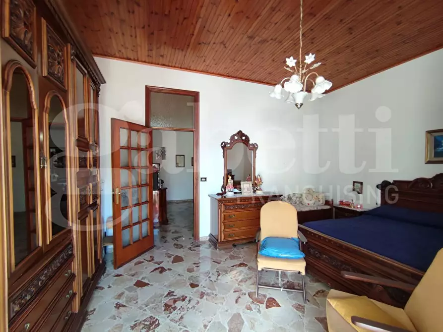 Immagine 39 di Appartamento in vendita  in Corso Umberto I, 178 a Torre Annunziata