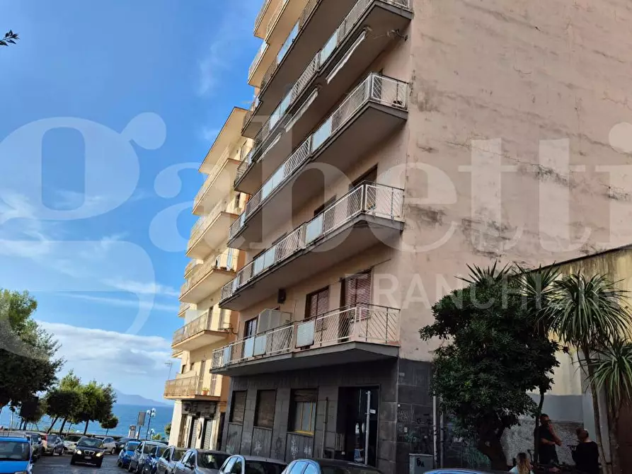 Immagine 1 di Appartamento in vendita  in Via Gino Alfani, 28 a Torre Annunziata