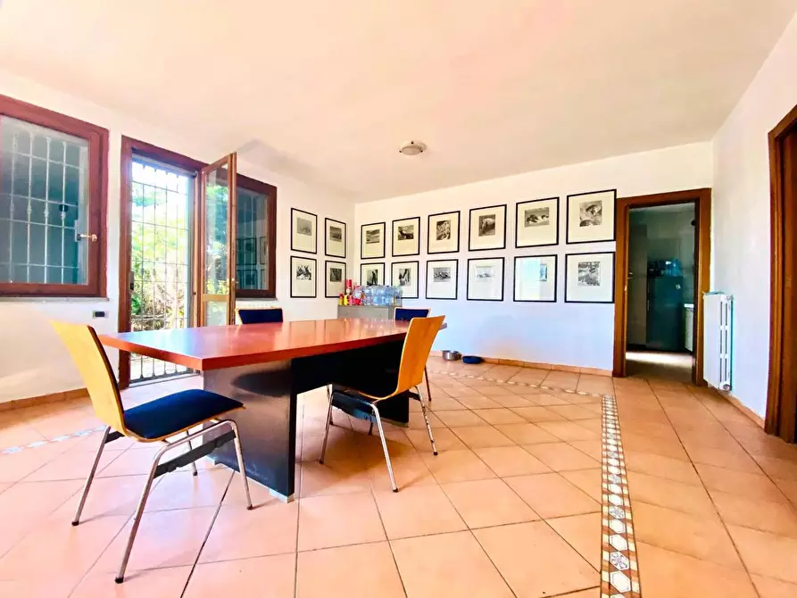 Immagine 3 di Casa bifamiliare in vendita  in Via Giuseppe Garibaldi a Albinea