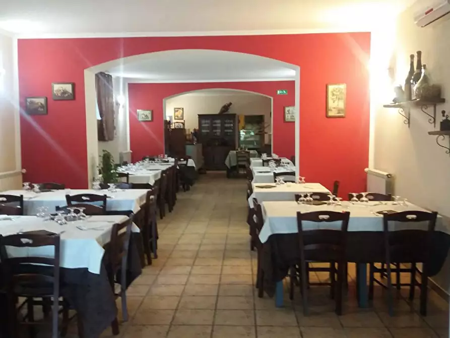 Immagine 13 di Negozio in vendita  in Via Della Fonte, snc a Fontechiari