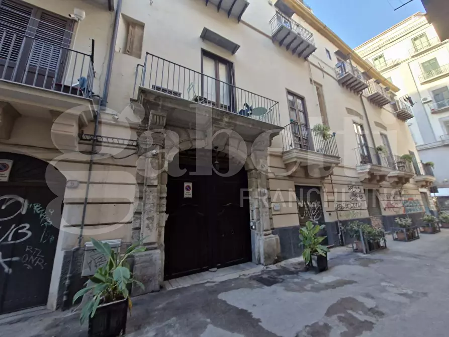 Immagine 2 di Appartamento in vendita  in Via Ruggero Mastrangelo a Palermo