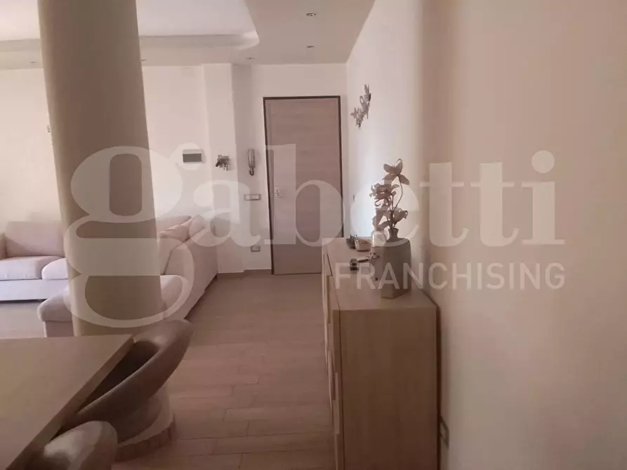 Immagine 9 di Appartamento in vendita  in Piazza G.B.TEDESCO, 9 a Taranto