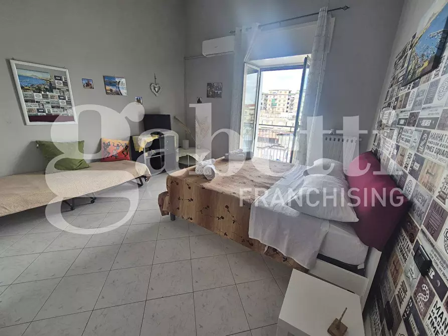 Immagine 5 di Appartamento in vendita  in Via Andrea Cantelmo a Napoli