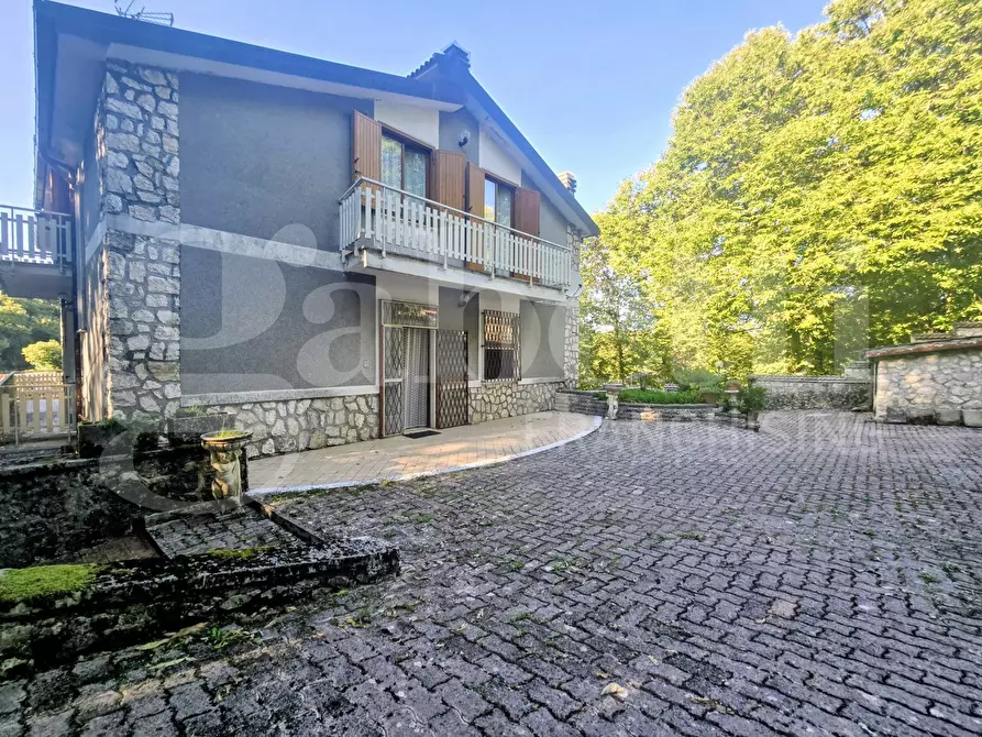 Immagine 10 di Villa in vendita  in Via Roccamassima a Segni