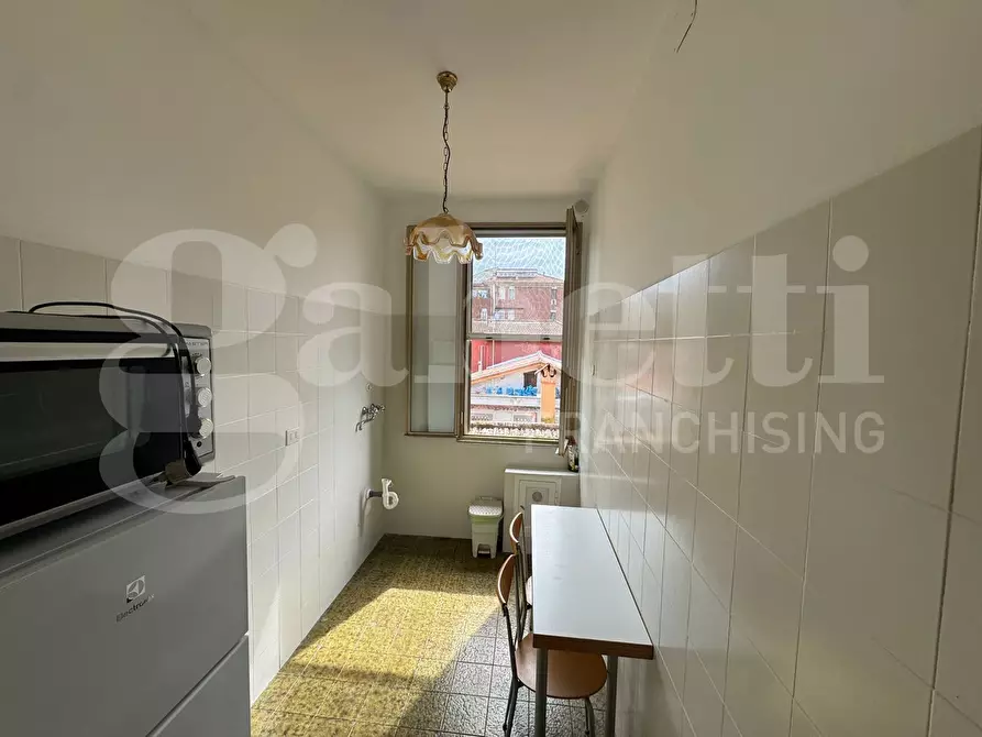 Immagine 7 di Appartamento in vendita  in Via Morlupo a Roma