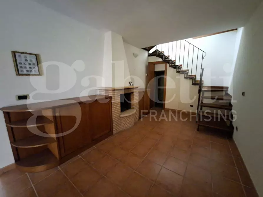 Immagine 5 di Appartamento in vendita  in Vicolo Alonzi, 9 a Sora