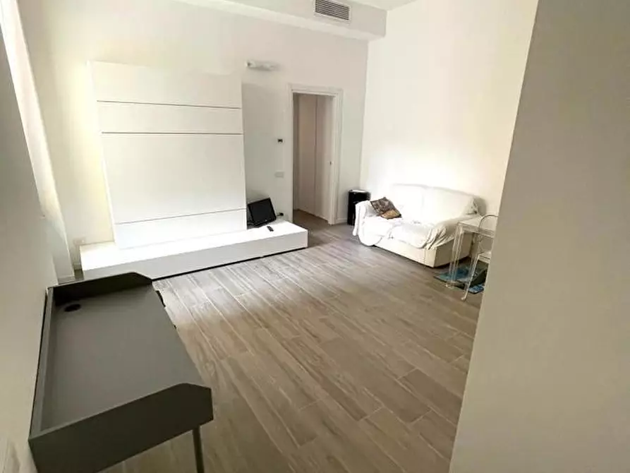 Immagine 7 di Appartamento in affitto  in Via Garian, 18 a Milano