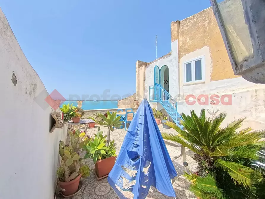 Immagine 28 di Appartamento in vendita  in Via castello maniace, 57 a Siracusa