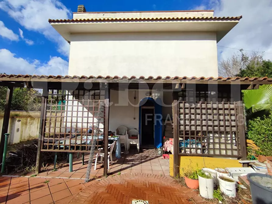 Immagine 27 di Casa indipendente in vendita  in Via Prota, 25 a Torre Annunziata