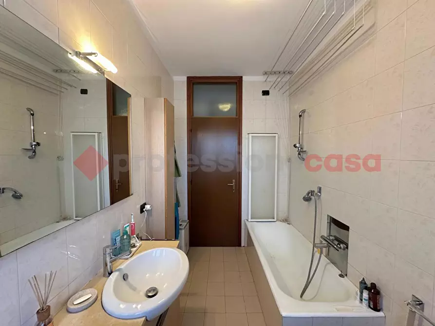 Immagine 21 di Appartamento in vendita  in Via Luigi Cadorna a Opera