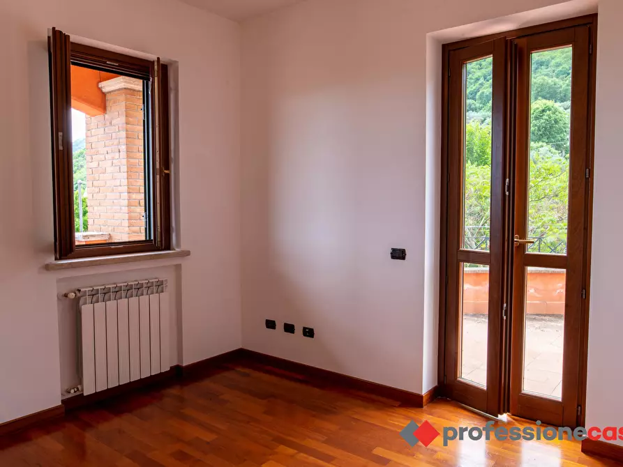 Immagine 11 di Villetta a schiera in vendita  in Via due giugno, snc a Sgurgola