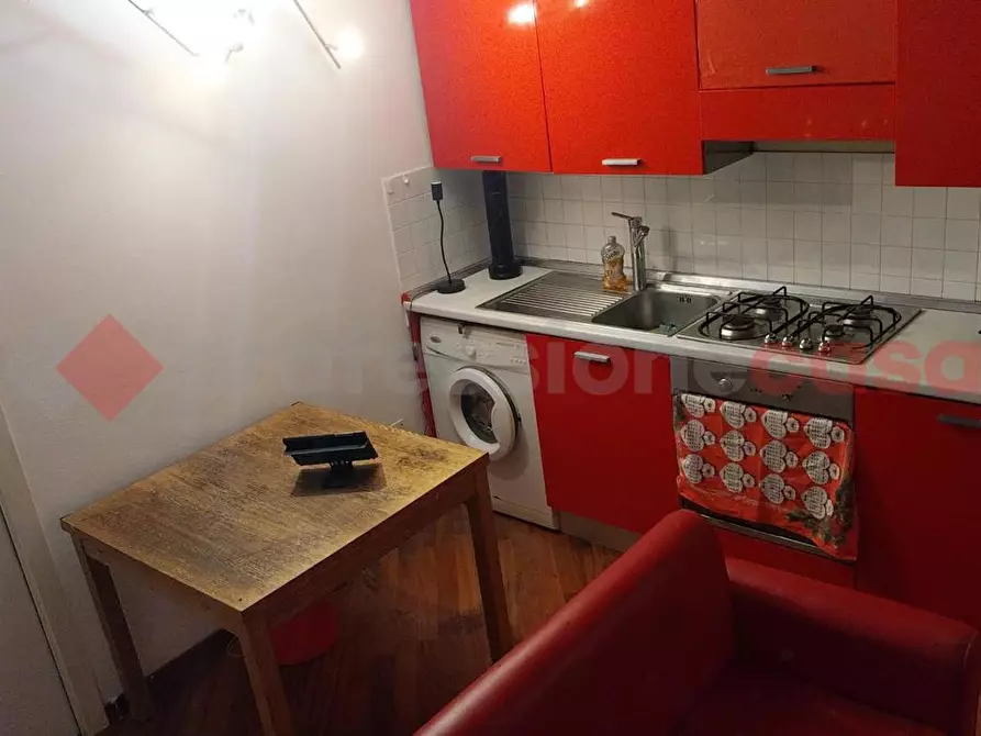 Immagine 8 di Appartamento in affitto  in Via broccaindosso a Bologna