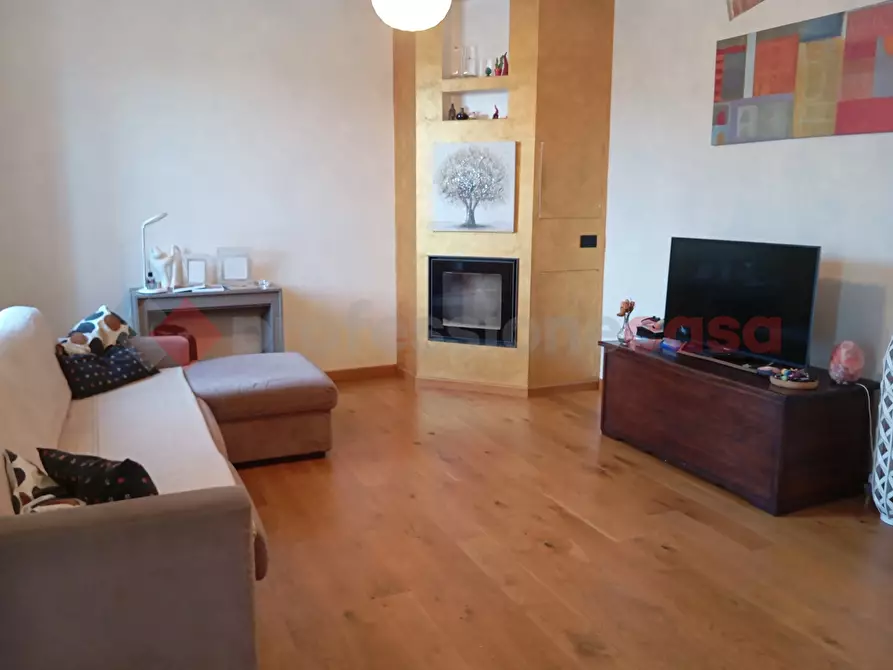 Immagine 3 di Appartamento in vendita  in Via della bordogna, 310 a Lucca