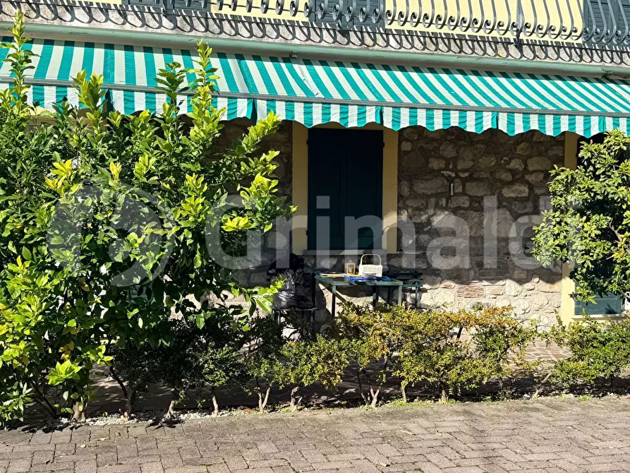 Immagine 1 di Appartamento in vendita  in Via Frazione Morgnaga Via Filippini, 1 a Gardone Riviera