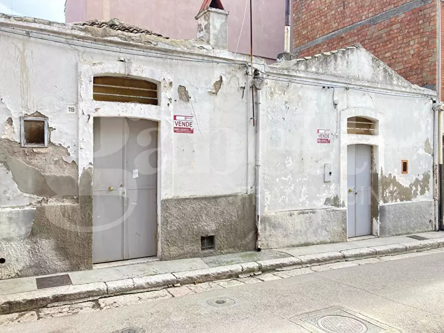 Immagine 2 di Casa indipendente in vendita  in Via Volturno, 119/121 a Torremaggiore