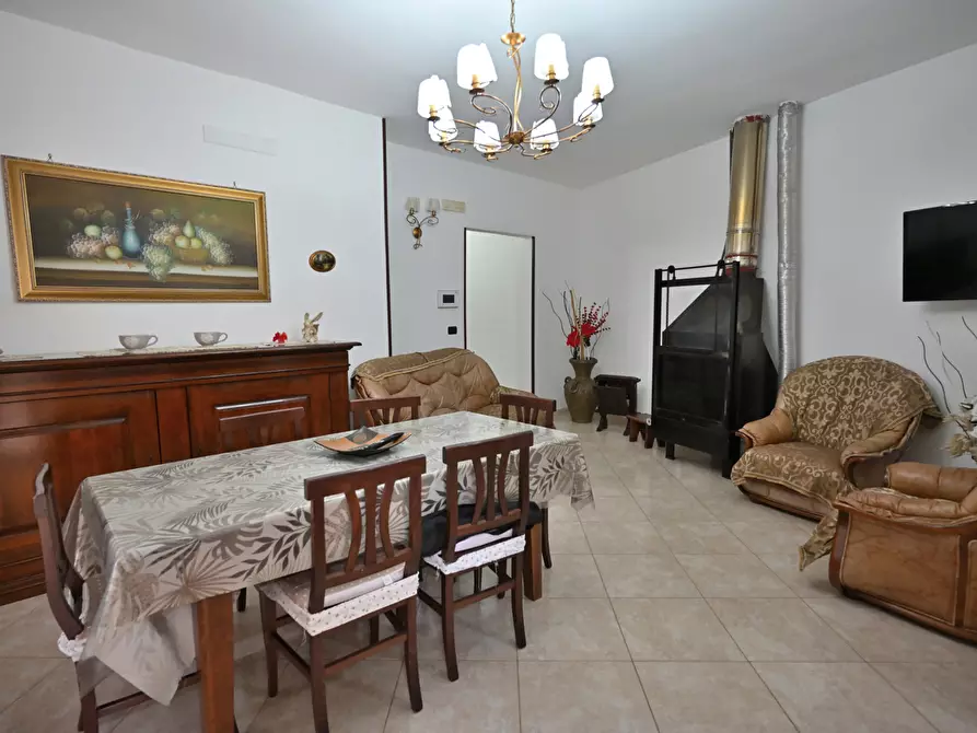 Immagine 7 di Casa indipendente in vendita  in Via SALVATORE QUASIMODO, snc a San Vito Dei Normanni