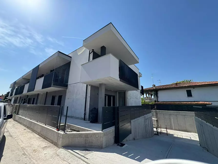 Immagine 2 di Attico in vendita  in Via Garibaldi, SNC a Flero