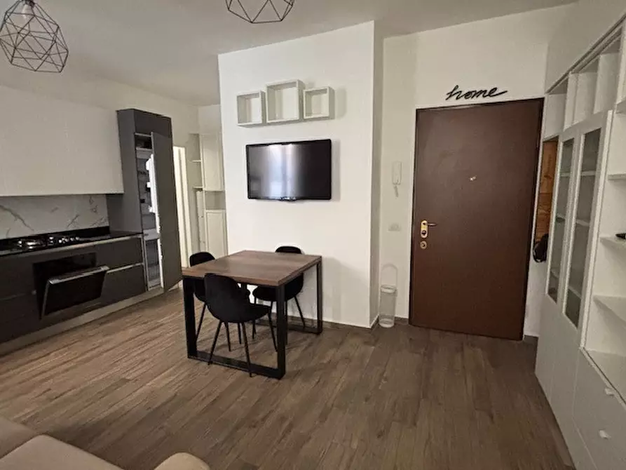 Immagine 2 di Appartamento in affitto  in Via Friuli, 80 a Milano