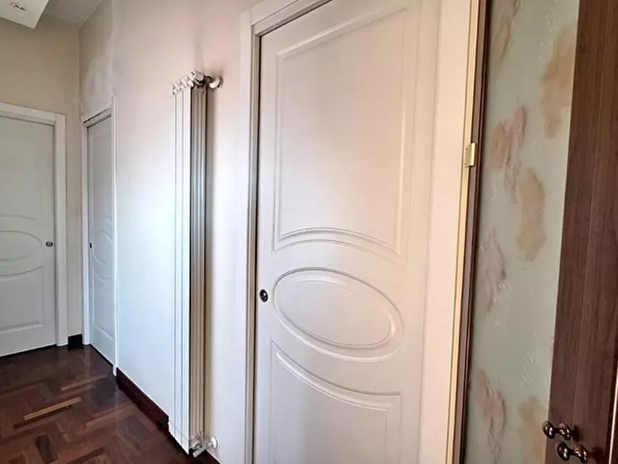 Immagine 18 di Appartamento in vendita  in Corso Campano a Giugliano In Campania