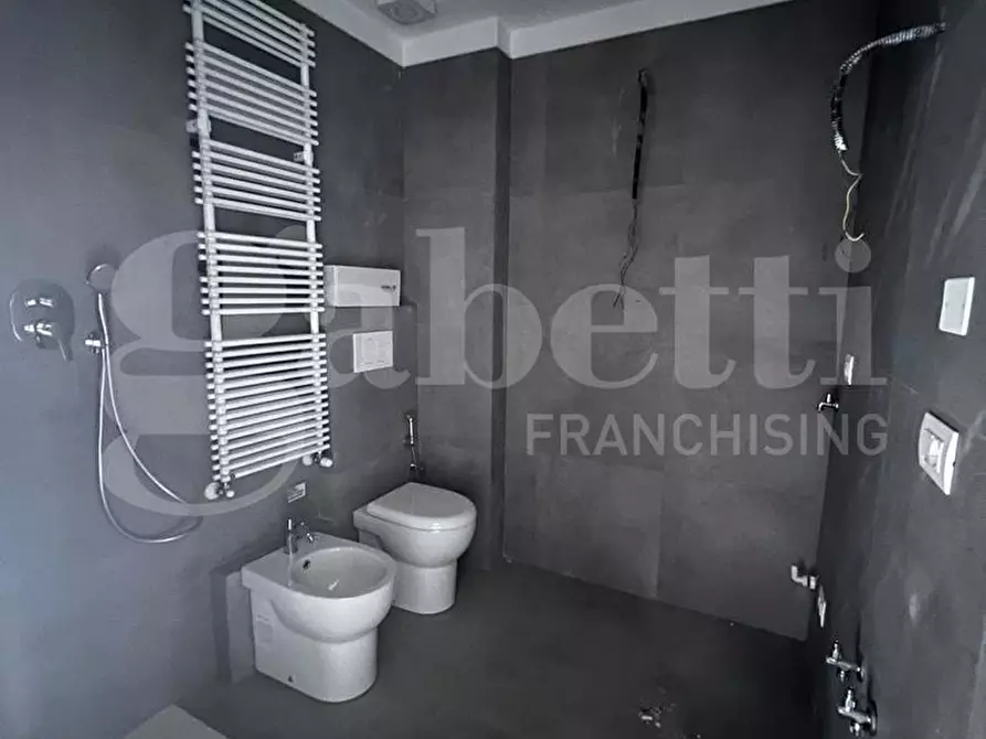 Immagine 10 di Appartamento in vendita  in Via Via Valdossola, 16/2 a Bologna