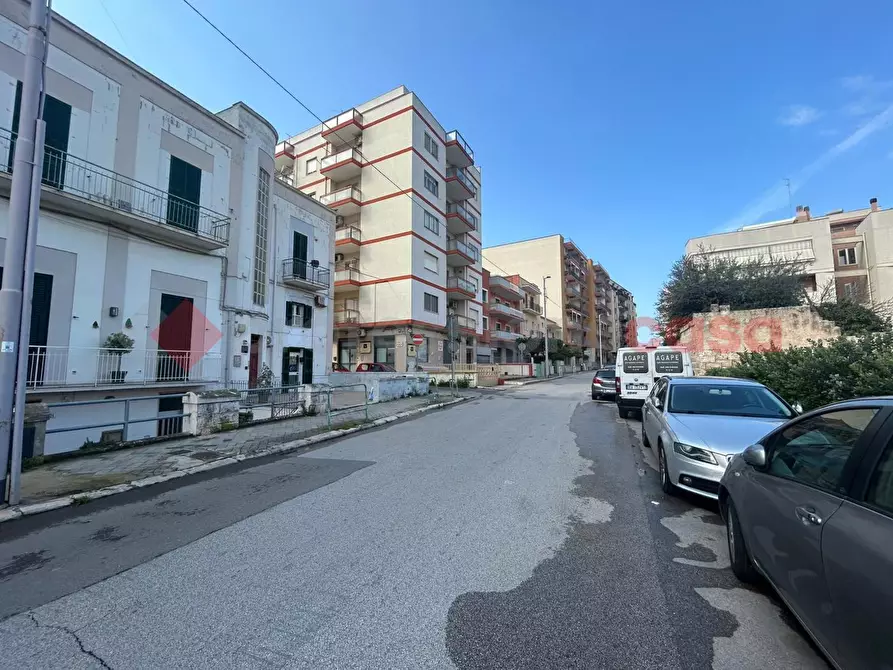Immagine 1 di Box auto in vendita  in Via OBERDAN a Monopoli