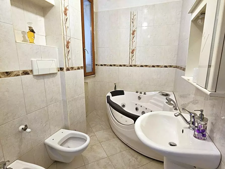 Immagine 15 di Casa indipendente in vendita  in Via Campanella a San Severo