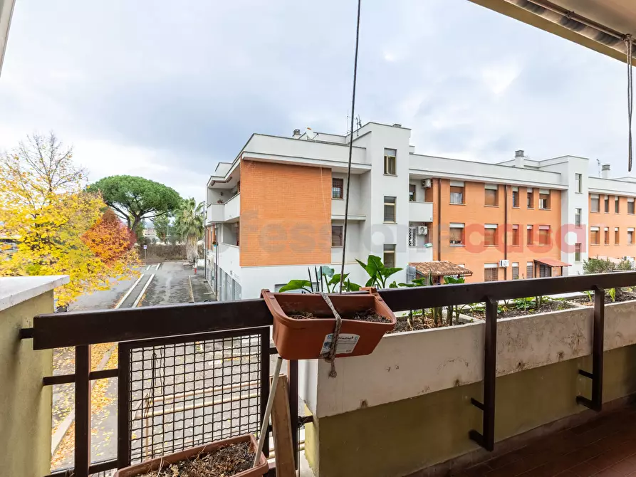 Immagine 13 di Appartamento in vendita  in Via Padre Elia Carosi a Roma