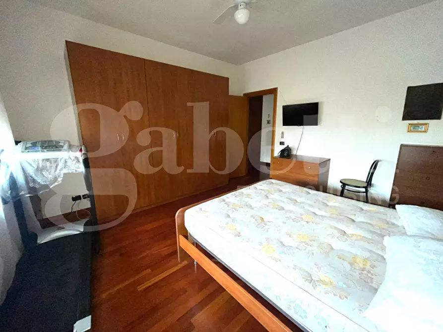 Immagine 8 di Appartamento in vendita  in Via via Francesco Marchesiello a Caserta