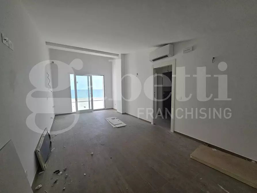 Immagine 2 di Attico in vendita  in Via Lungomare Sirena, 618 a Tortoreto