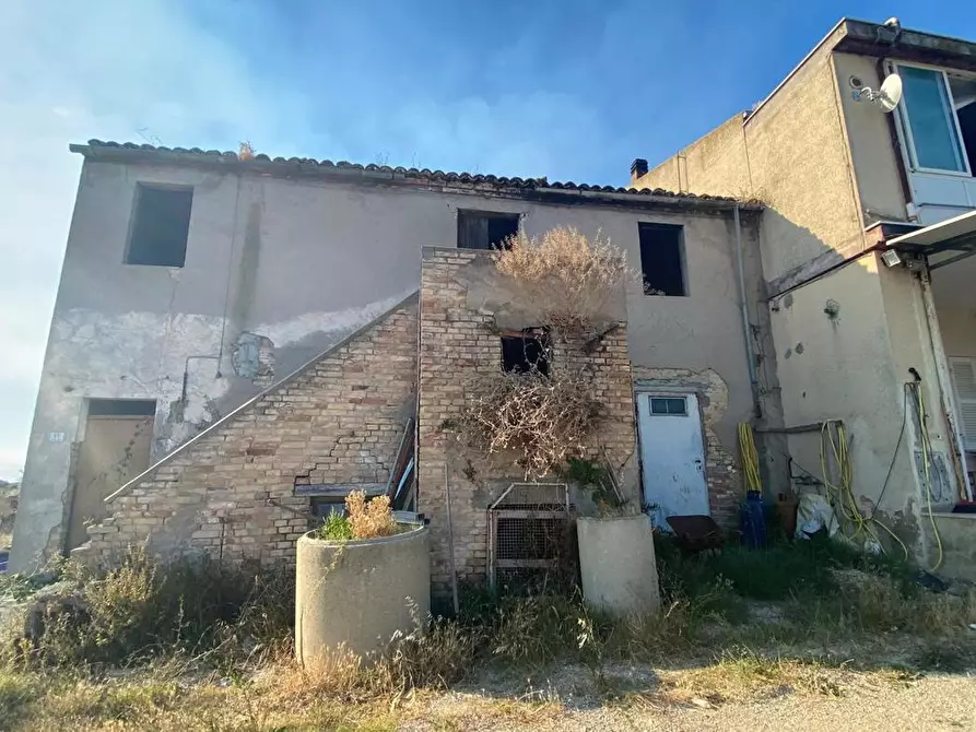Immagine 2 di Rustico / casale in vendita  in LocalitÃ  Centovie, 0 a Roseto Degli Abruzzi