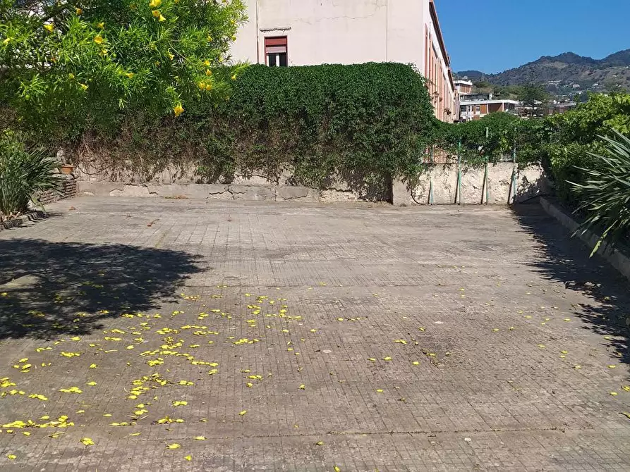 Immagine 39 di Rustico / casale in vendita  in Via R.Margherita, 27 a Messina