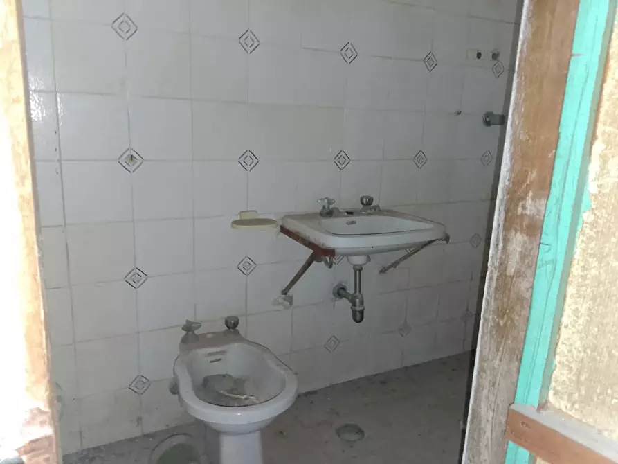 Immagine 22 di Appartamento in vendita  in Via Vittorio Emanuele, Snc a Mondragone