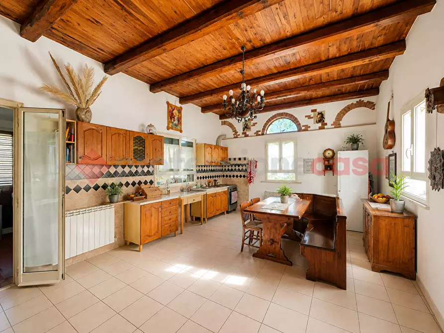 Immagine 7 di Villa in vendita  in Contrada Muggito, snc a Montelanico