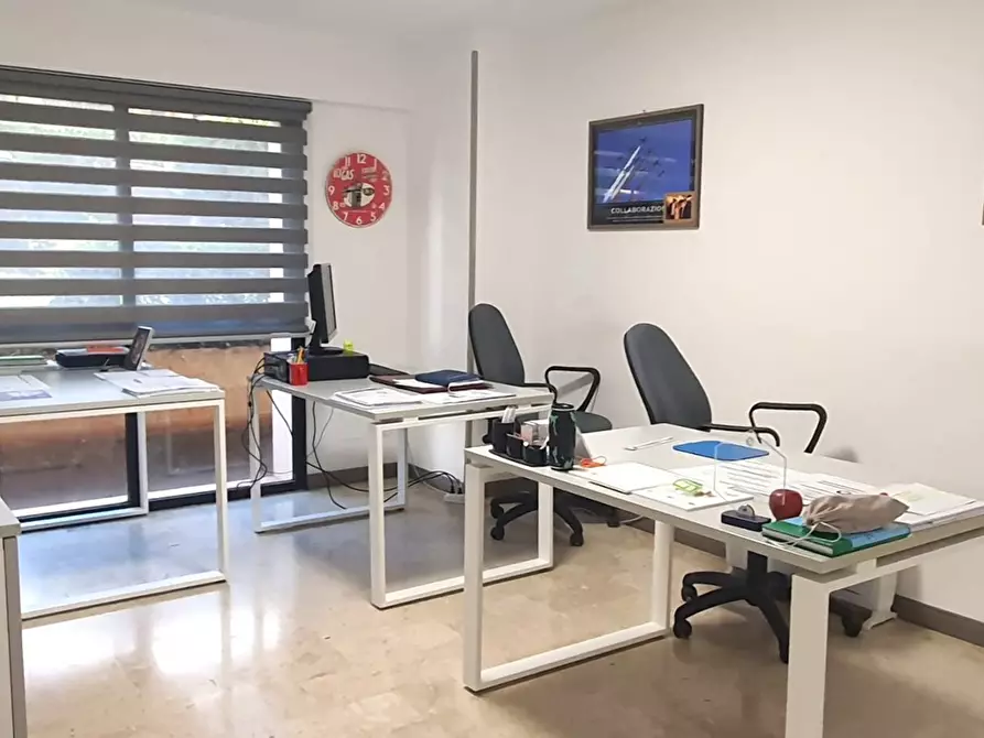 Immagine 2 di Ufficio in vendita  in Largo Lituania a Palermo