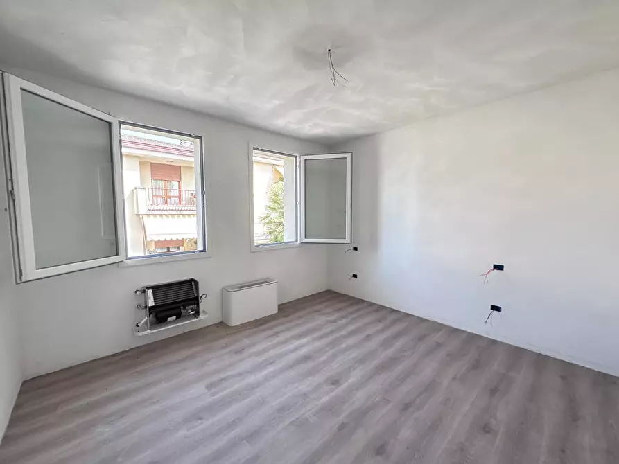 Immagine 12 di Multiproprietà in vendita  in Via Roma, 1 a Castegnero