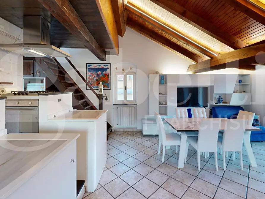 Immagine 27 di Appartamento in vendita  in Via Pertica a Finale Ligure