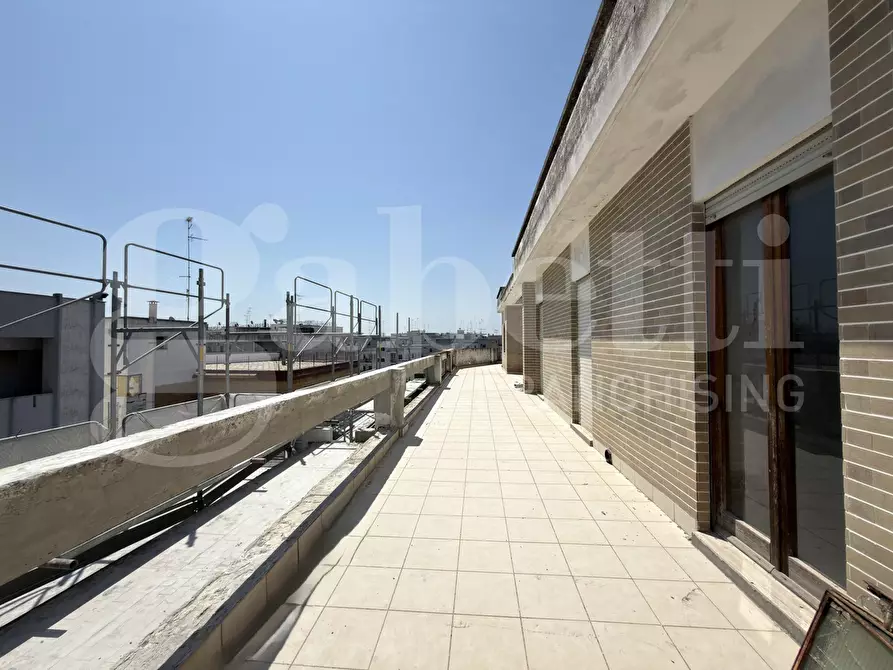Immagine 11 di Attico in vendita  in Via Salandra, 30 a Lecce