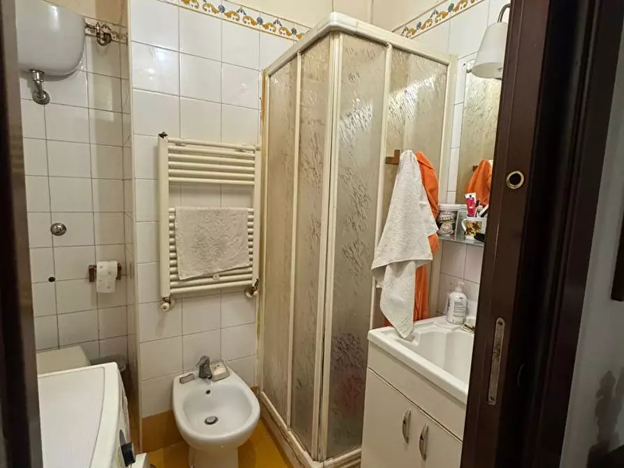 Immagine 32 di Appartamento in vendita  in Via Cupa San Pietro, 11 a Torre Del Greco