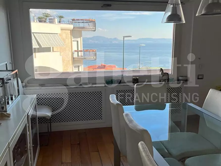 Immagine 11 di Appartamento in vendita  in Via Scipione Capece a Napoli