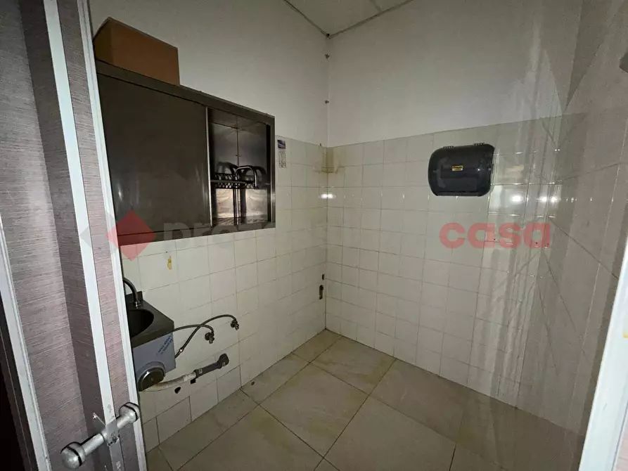 Immagine 6 di Negozio in affitto  in Via Casilina km 63.400, snc a Anagni