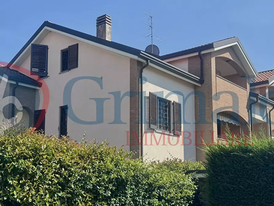 Immagine 3 di Appartamento in vendita  in Via cabotto, 17 a Bernareggio