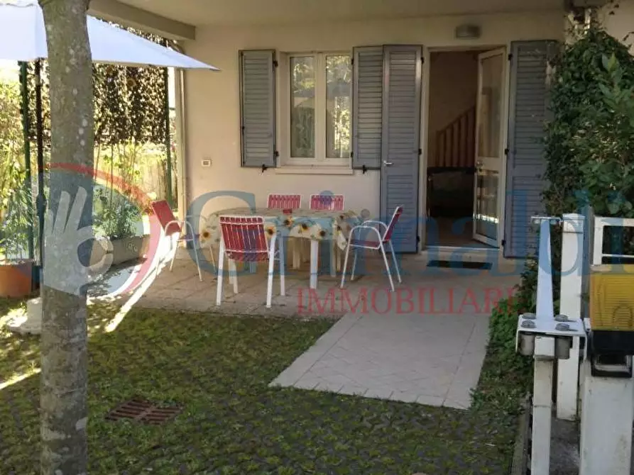 Immagine 1 di Appartamento in vendita  in Viale Dante Aligheri, 8 a Cervia