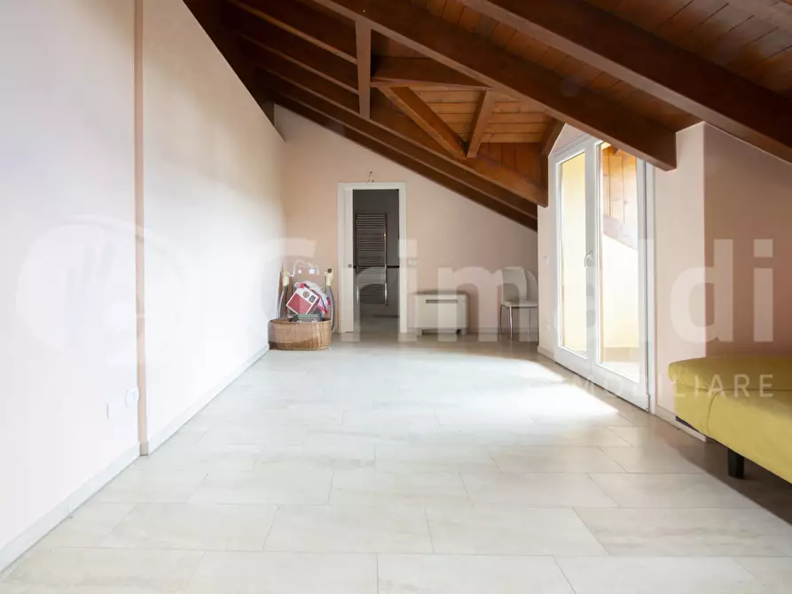 Immagine 37 di Albergo/B&B/Residence in vendita  in Via Besozzo, 12 a Mercallo