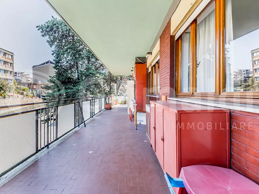 Immagine 6 di Appartamento in vendita  in Via Verolengo, 1 a Roma