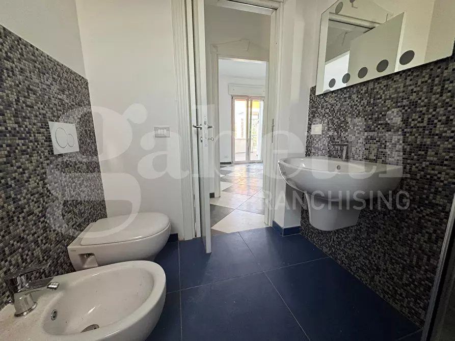 Immagine 18 di Appartamento in vendita  in Viale Giuseppe Grassi, 140 a Lecce