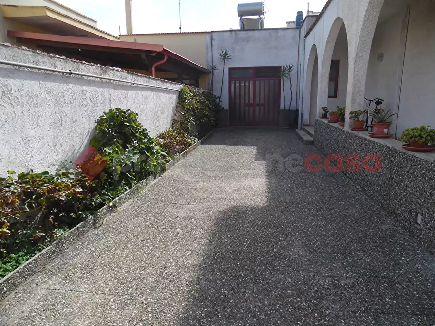 Immagine 4 di Villa in vendita  in Via GIOVANNI PAISIELLO, snc a Brindisi